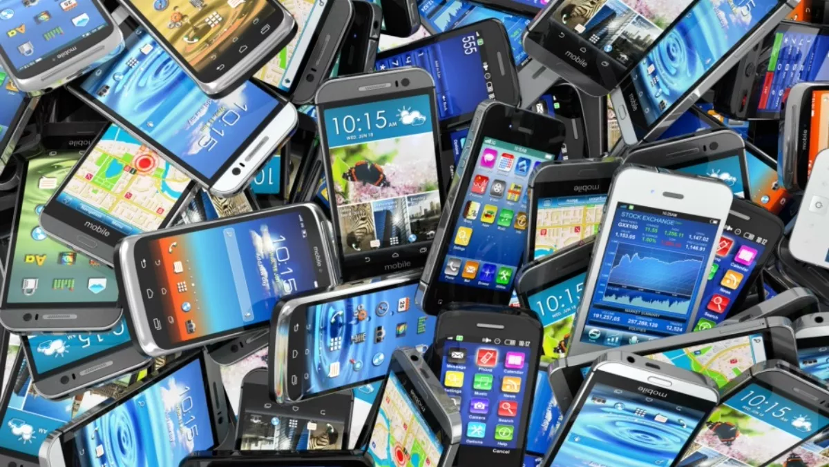 Holiday quarter bolsters smartphone sales, Huawei making waves