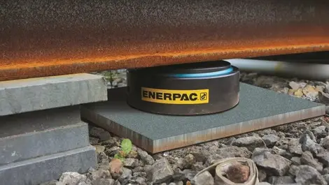 Ultra-flat high tonnage cylinders from Enerpac feature low height and safety protection for harsh conditions